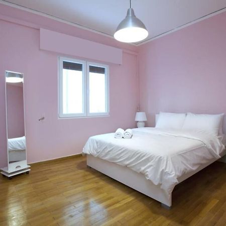 Palaio Faliro, A Bright And Spacious Apartment Афіни Екстер'єр фото