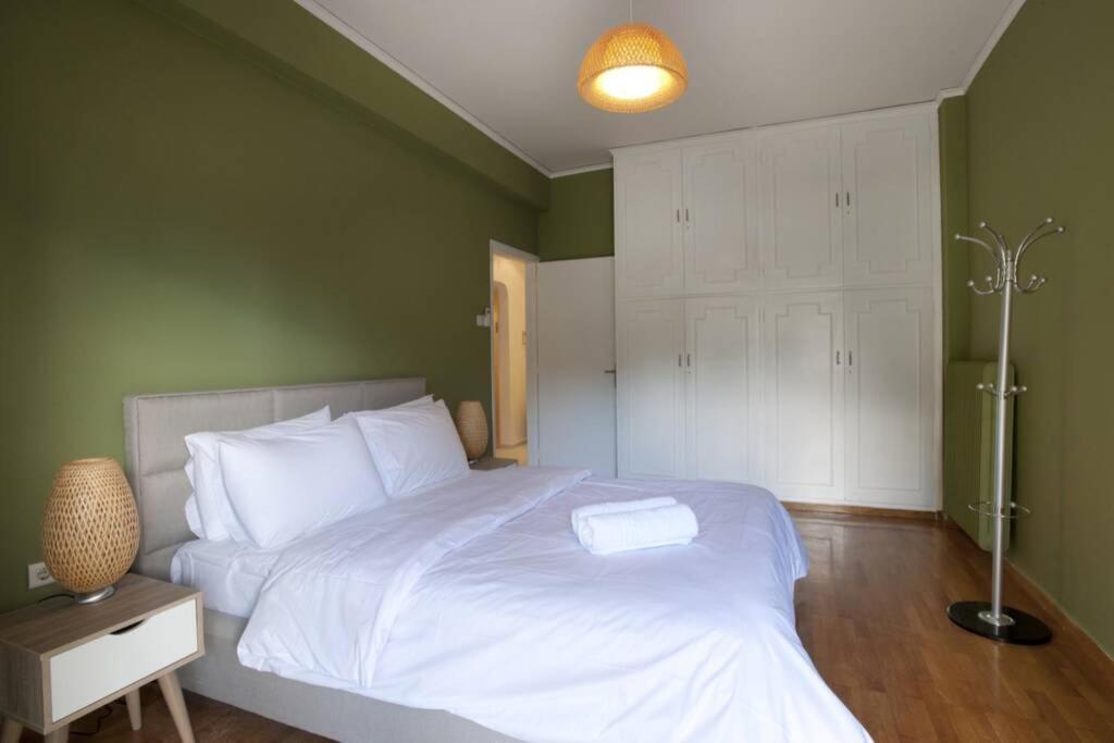 Palaio Faliro, A Bright And Spacious Apartment Афіни Екстер'єр фото