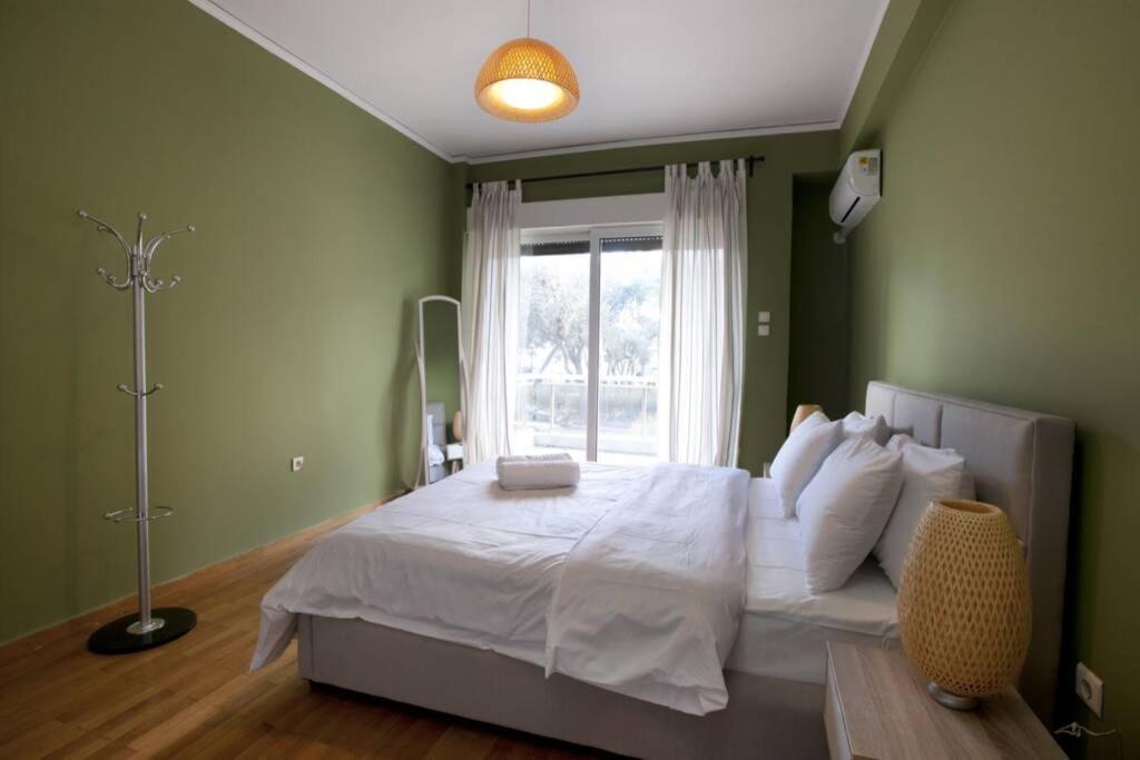 Palaio Faliro, A Bright And Spacious Apartment Афіни Екстер'єр фото
