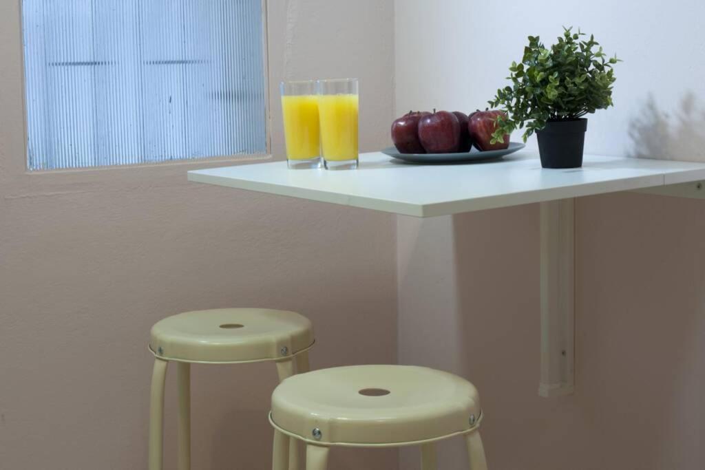 Palaio Faliro, A Bright And Spacious Apartment Афіни Екстер'єр фото